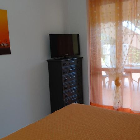 Rose Apartment Luni Ngoại thất bức ảnh