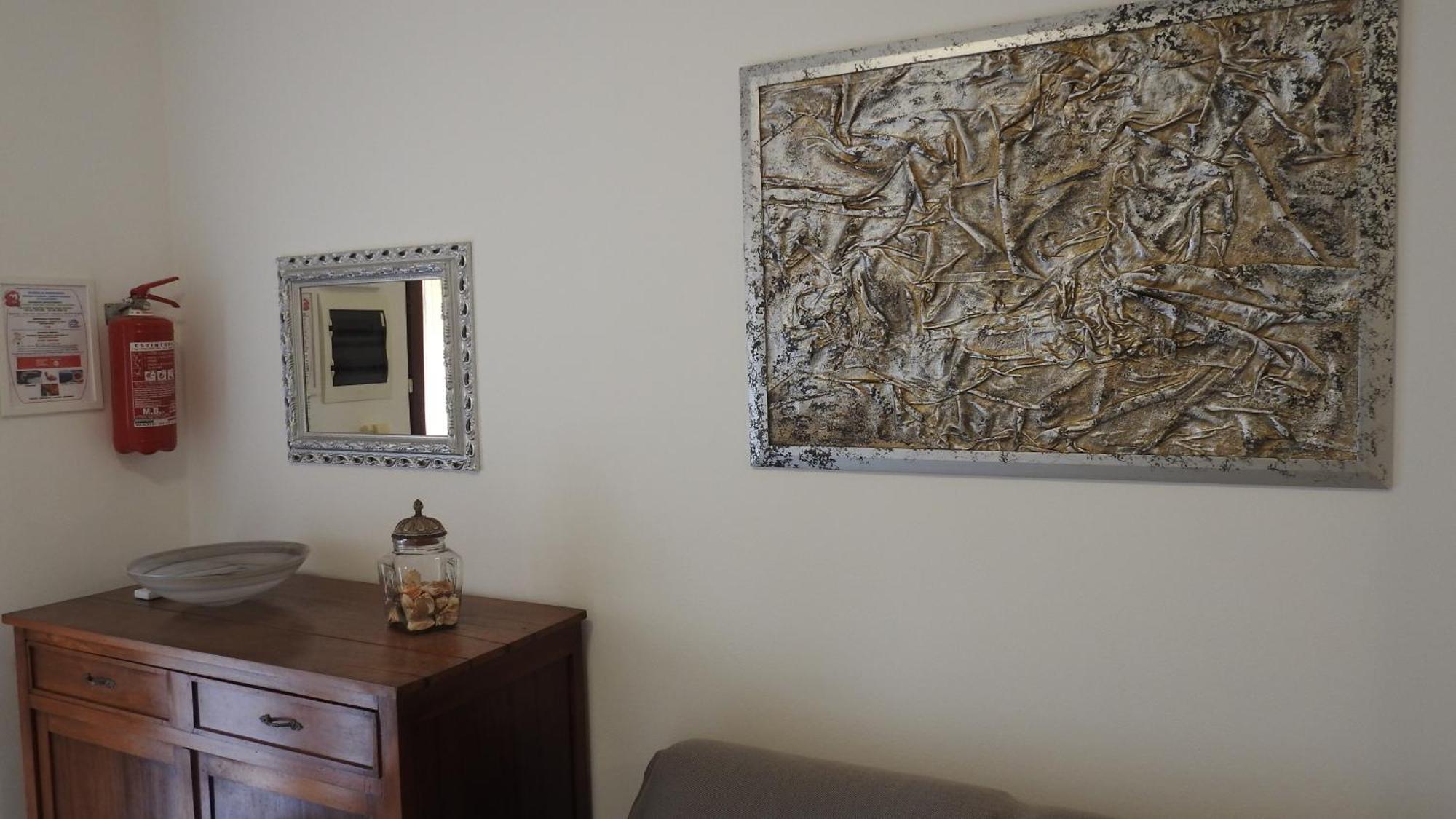 Rose Apartment Luni Ngoại thất bức ảnh