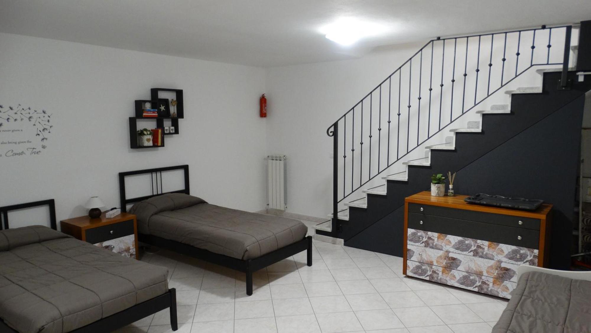 Rose Apartment Luni Ngoại thất bức ảnh